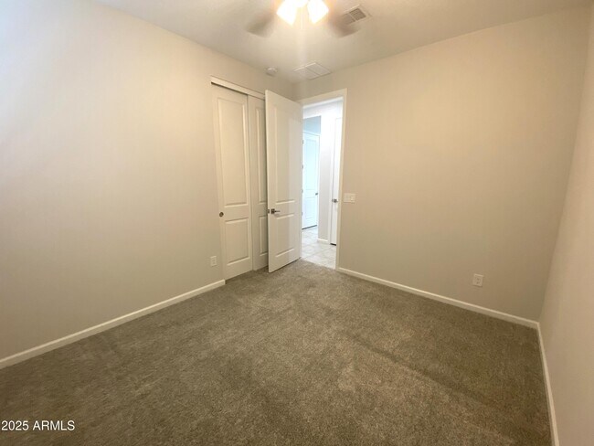 Building Photo - 24620 W Mohave St