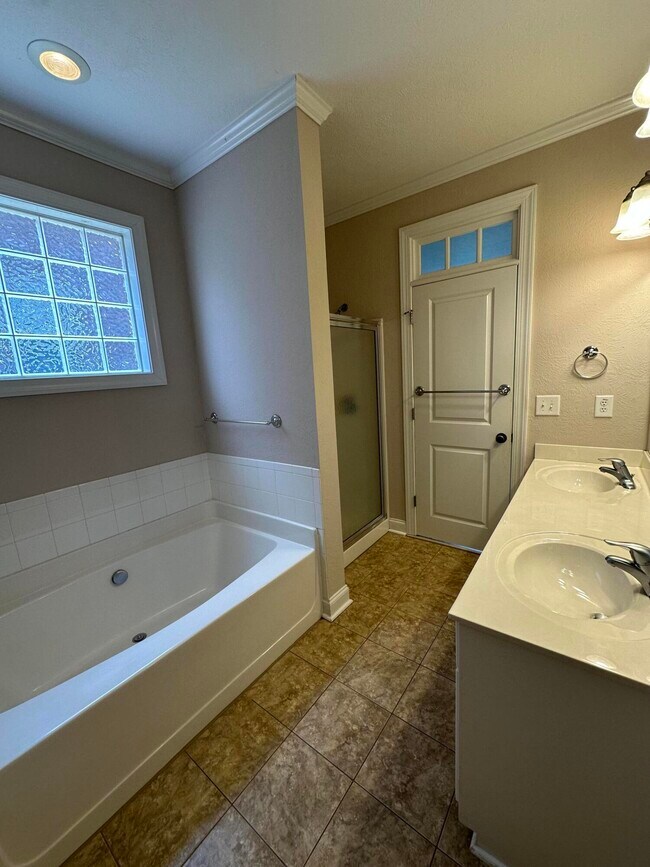 Building Photo - 2511 Grier Cir