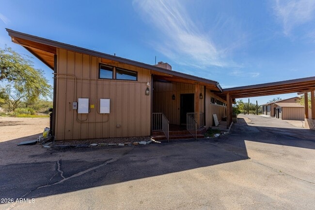 Building Photo - 6140 E Peak View Rd