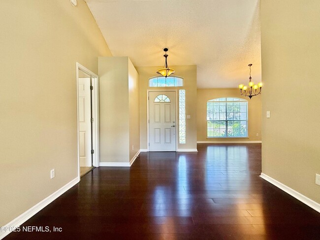 Building Photo - 1861 Weston Cir