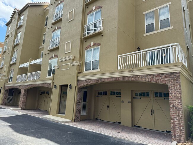 Building Photo - MOVE IN SPECIAL - CONDO LOCATE IN GATED COMMUNITY  IN DR. PHILLIPS-TOSCANA