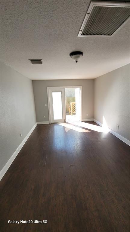 Building Photo - 801 E Osborne Ave