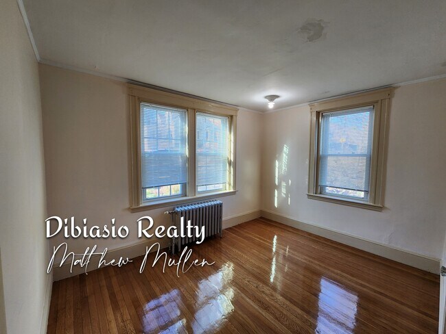 Building Photo - 200 Presidents Ln