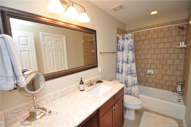 Building Photo - 300 Lime Creek Ct