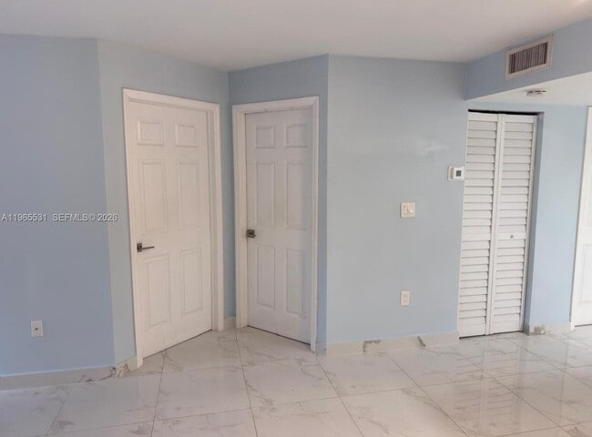 Building Photo - 8275 SW 152nd Ave