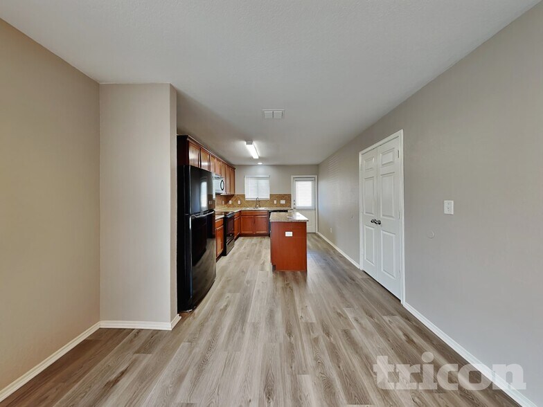 Building Photo - 10911 Bosal Trail