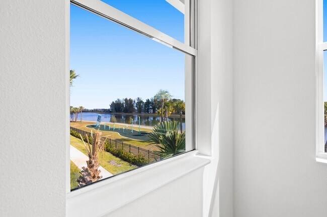 Building Photo - 4416 Longwood Lk Sq