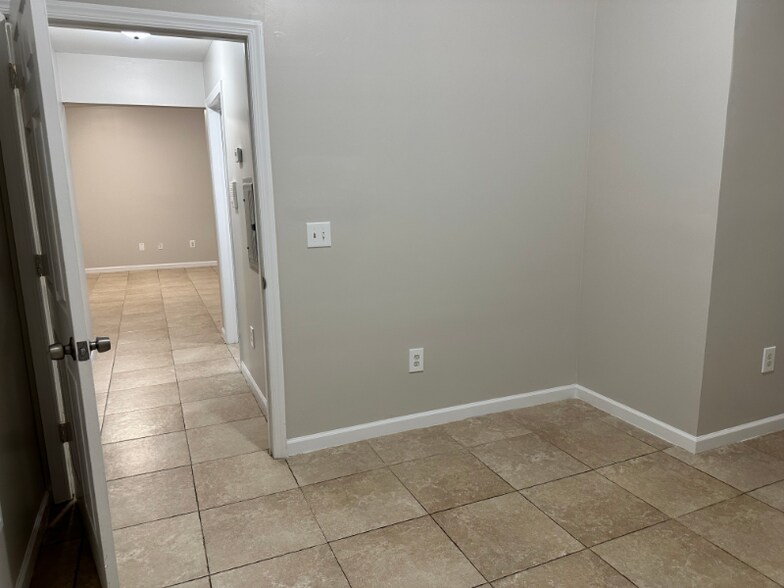 Building Photo - 6114 Palisade Ave
