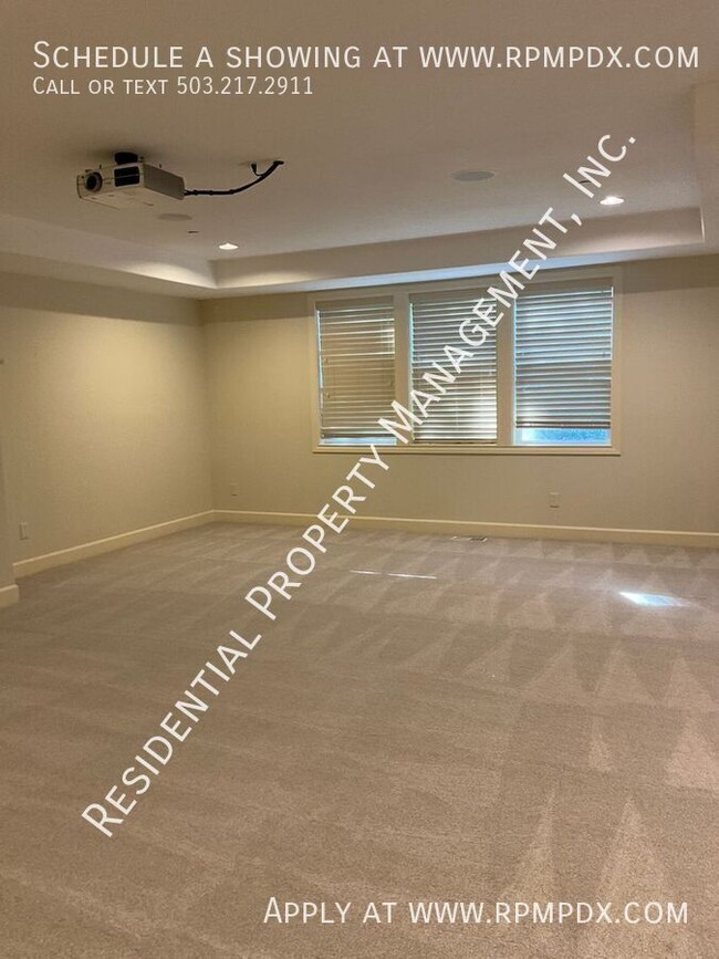 Building Photo - 18278 SW Santoro Dr