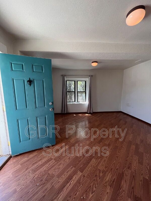 Building Photo - 305 Wilshire Dr SW