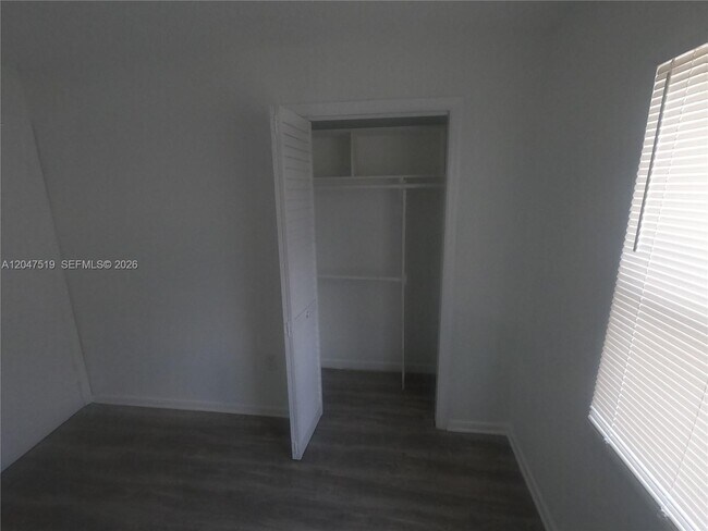 Building Photo - 3060 NW 204th Ln