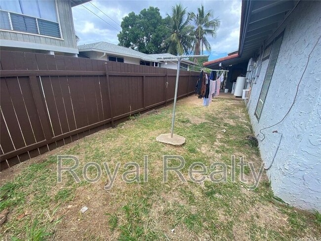 Building Photo - 84-1111 Lahaina Street A