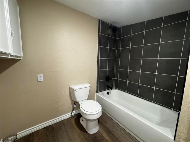 Building Photo - 210 Reta Ave