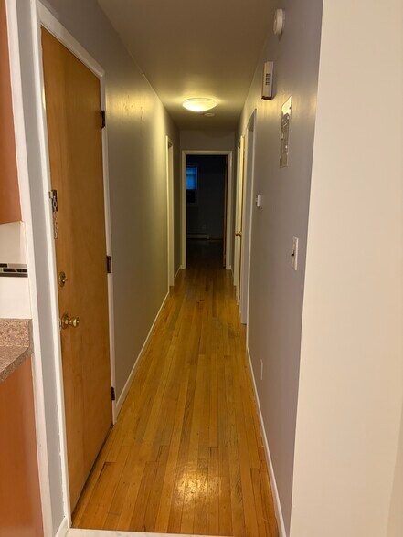 Building Photo - 31 W 51st St