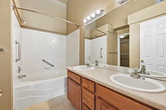 Building Photo - $2,645.95, 4 bed, 4 bath, located in Colorado Springs with a finished basement.