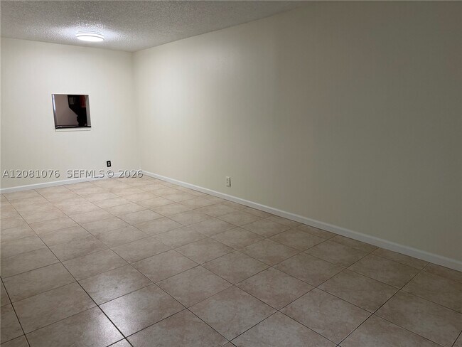 Building Photo - 8000 Fairview Dr