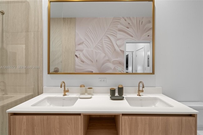 Building Photo - 77 SE 5th St