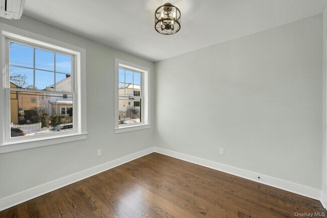 Building Photo - 74 Nelson Ave