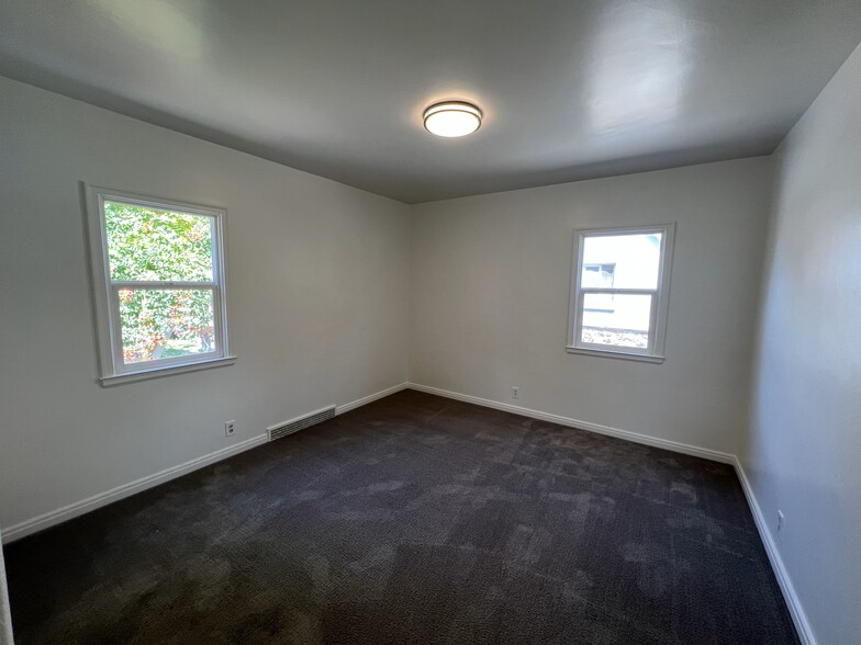 Bedroom 2 - 257 N 500 E