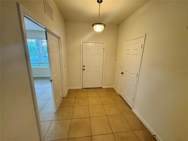 Building Photo - 12093 Stone Bark Trail