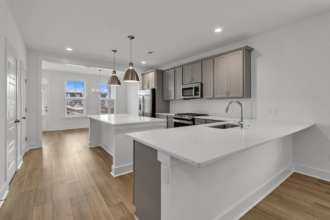 Building Photo - 110 Crimson St