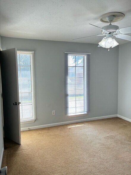 Building Photo - 6269 Woodrun Pl