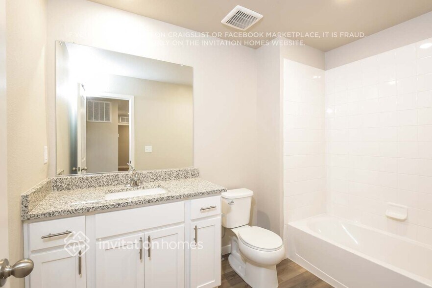 Building Photo - 7211 Dolores Ave