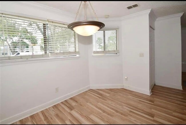 Building Photo - 7298 Ulmerton Rd