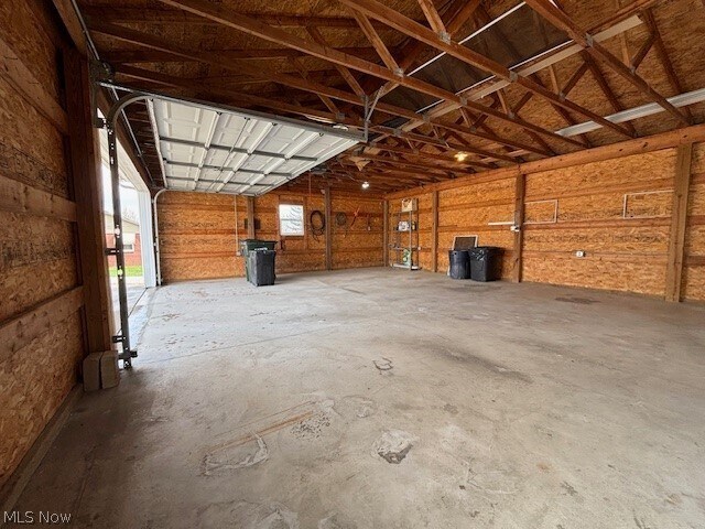 Building Photo - 11146 Cadiz Rd