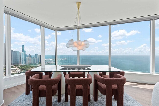 Building Photo - 1000 S Michigan Ave