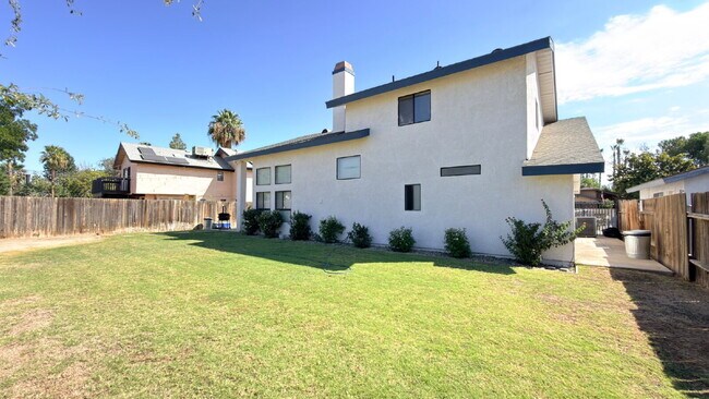 Building Photo - Spacious Two-Story Home with Large Backyard – Available Now!