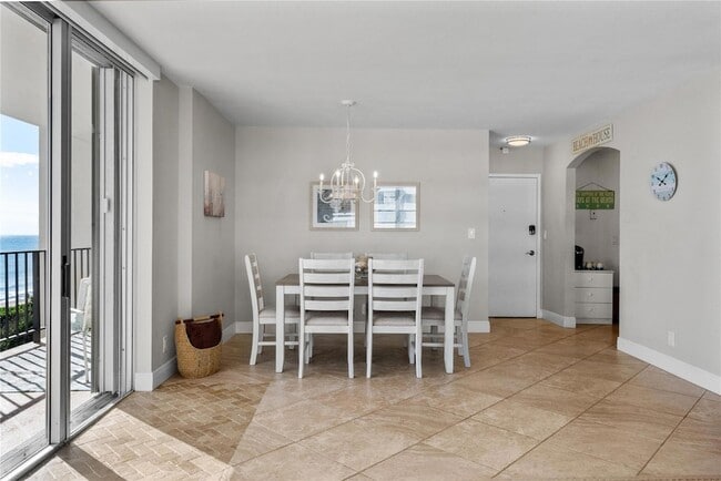 Building Photo - 1900 S Ocean Blvd