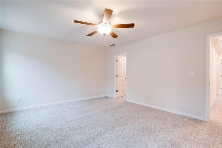 Building Photo - 282 Timberland Ave