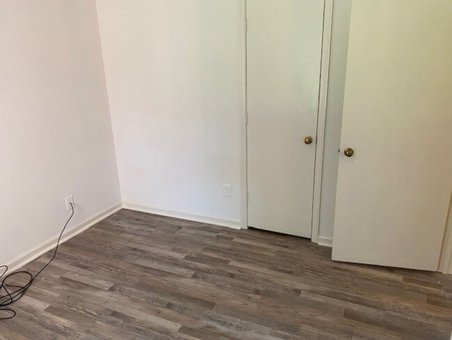 Building Photo - 2 Bedroom House on Corner Lot - Nash County