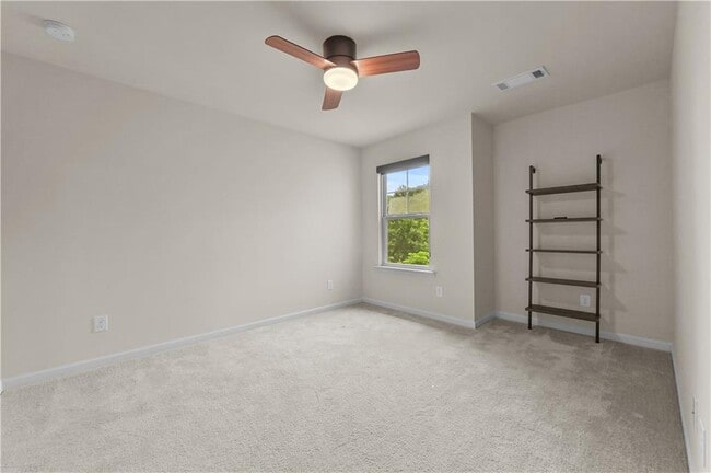 Building Photo - 2396 Whiteoak Bend