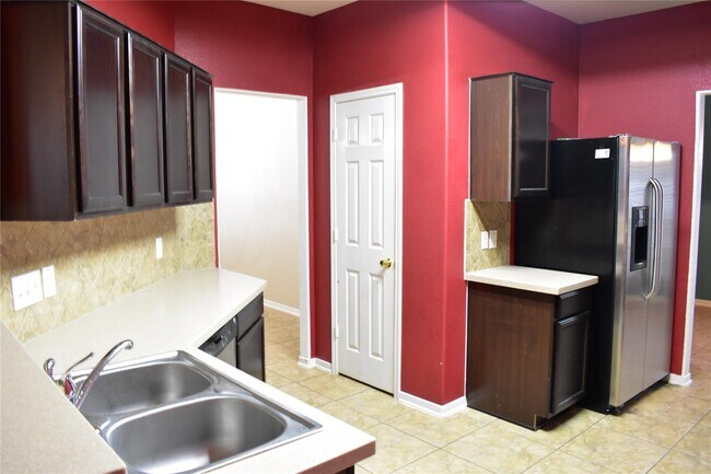 Building Photo - 2911 Creek Arbor Cir