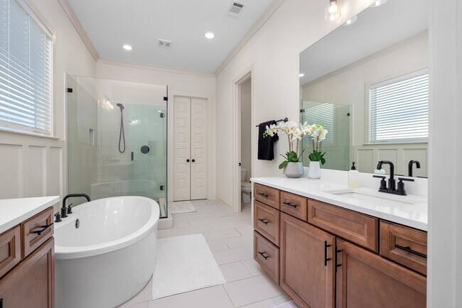 Building Photo - 5628 Gerber Rd