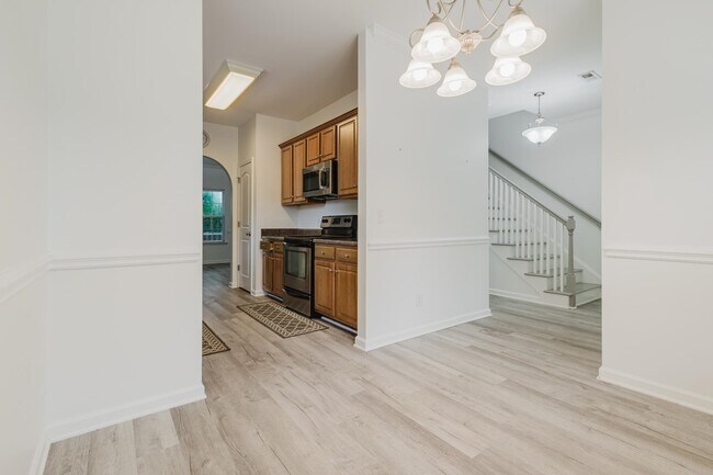 Building Photo - 1698 Low Country Pl