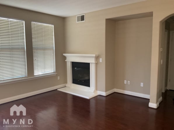 Building Photo - 49170 Aster Terrace