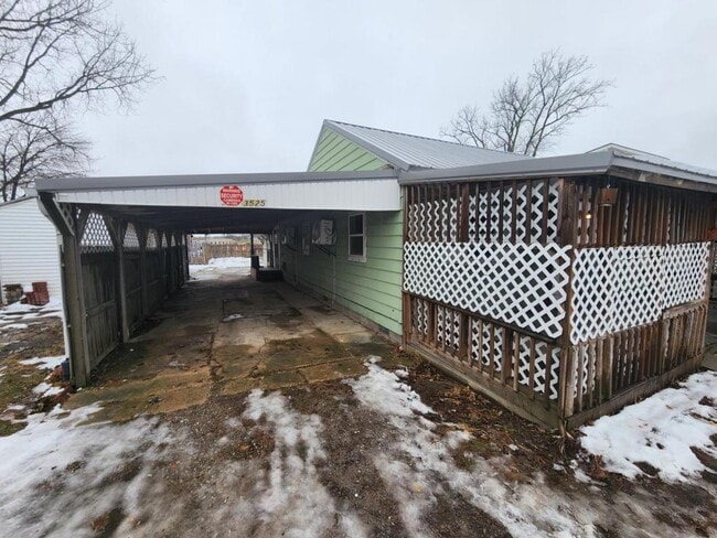 Building Photo - 3525 Allen Ave