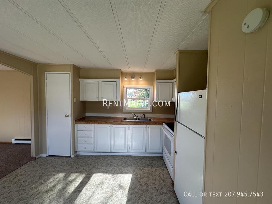 Building Photo - 329 Corinth Rd