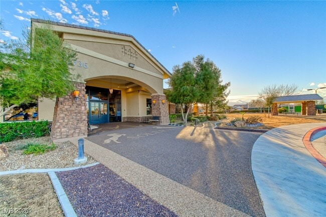 Building Photo - 6159 Isola Peak Ave