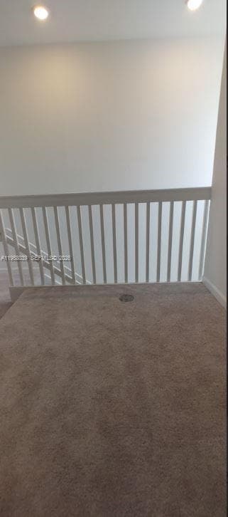 Building Photo - 689 SE 13th St Cir