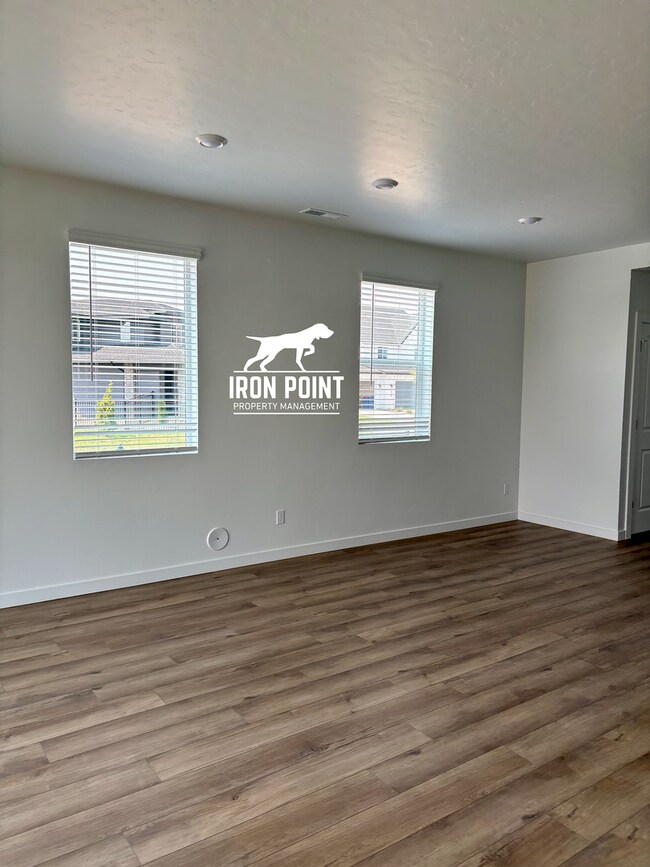 Building Photo - 8285 W White Willow St