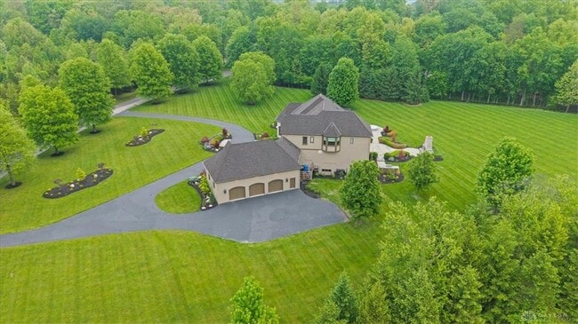 Building Photo - 9020 Whisperinghill Dr