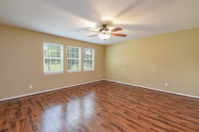 Building Photo - 10502 Hammerly Blvd