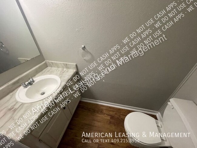 Building Photo - 85 E Caldwood Dr