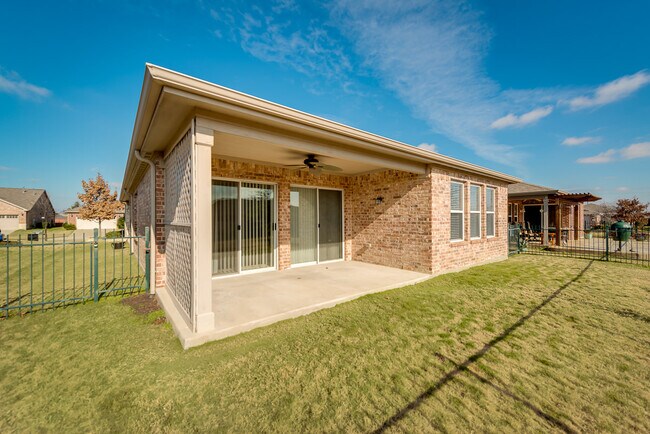 Building Photo - 249 Cascata Dr