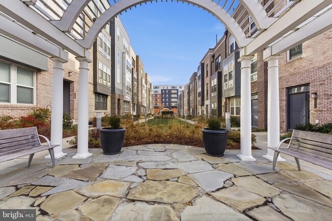 Building Photo - 13331 Launders St