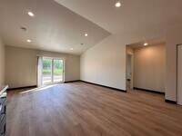 Building Photo - 507-509 Rustic Ridge Drive